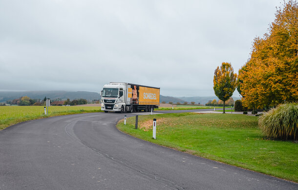 Schiedel LKW auf der Straße