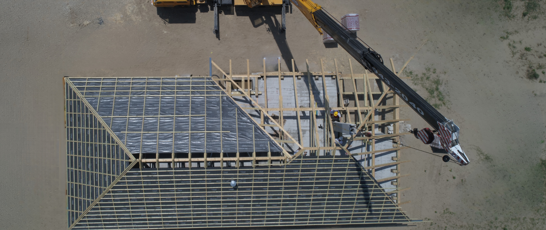 Schiedel kémény építése drónfelvételen