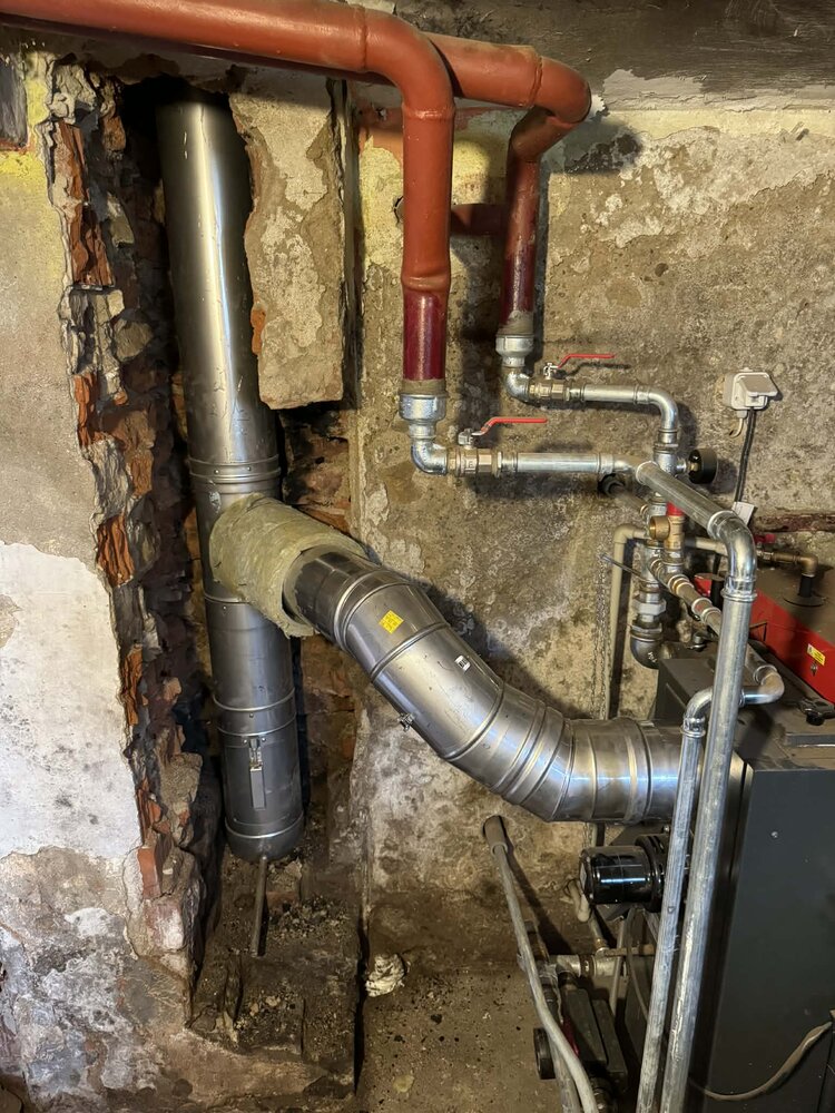 Napojenie kotla dymovodom na vlozkovany komin