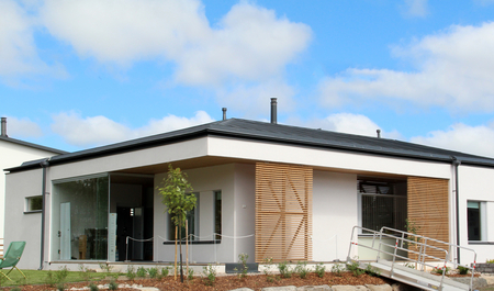 Dům s komínem PERMETER SMOOTH AIR