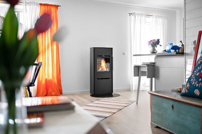 SARGAS 1 mit unsichtbaren Anschluss auf der Rückseite