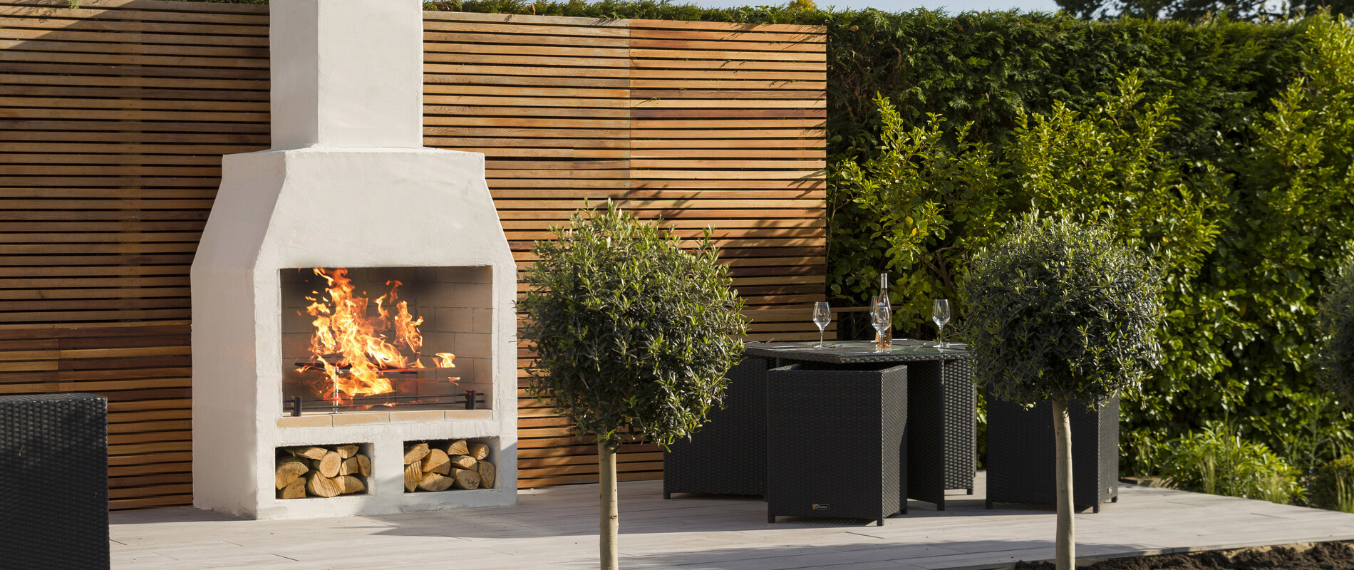 Garden fireplace large